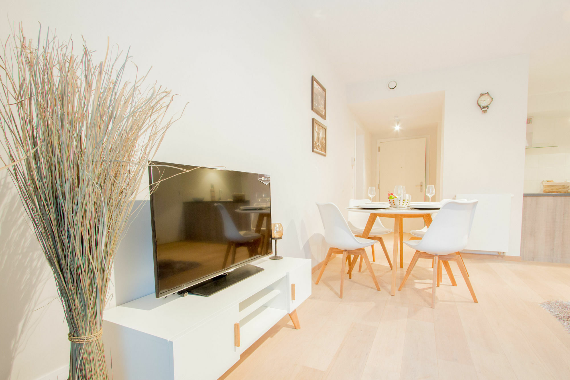 Sweet Inn Apartments - Madou Brussels Exterior photo